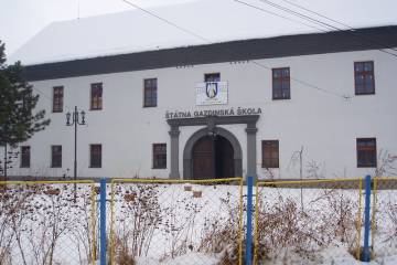 Štátna gazdinská škola vo Veličnej